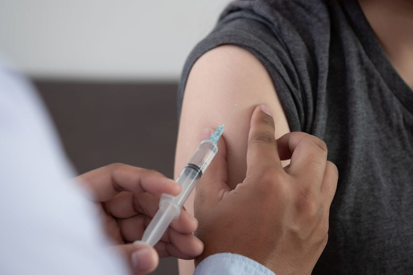 Get a Flu Shot or Skip It This Year: What's Healthier for You?